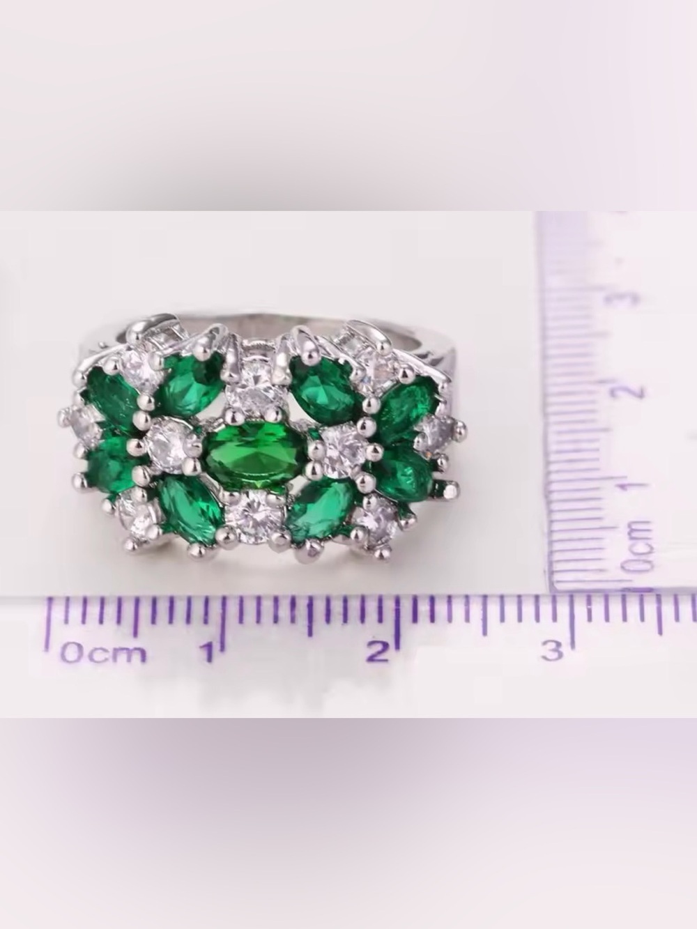 Vintage Emerald Green Floral Cluster Ring | 925 Sterling Silver | Sparkling CZ - Picture 3 of 4